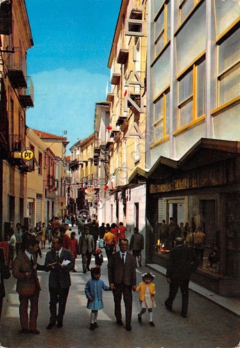 Cartolina Potenza Via Pretoria animata ufficio postale