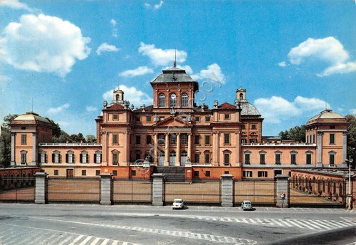 Cartolina Racconigi Castello auto 1975 (Cuneo)