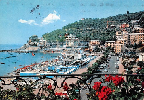 Cartolina Recco la spiaggia 1977