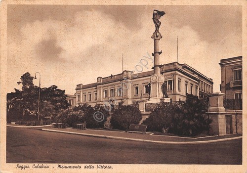 Cartolina Reggio Calabria Monumento alla Vittoria