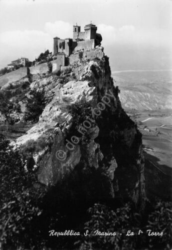 Cartolina Repubblica San Marino Prima torre NVG