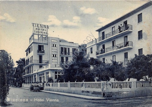 Cartolina Riccione Hotel Vienna anni '50 NVG (Rimini)