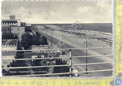 Cartolina Rimini Panorama della Spiaggia 1953