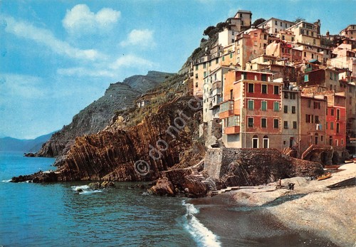Cartolina Riomaggiore marina spiaggia case