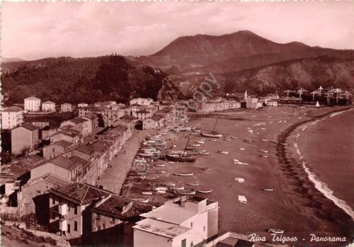 Cartolina Riva Trigoso Panorama barche 1974 (Genova)