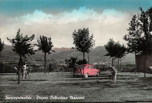 Cartolina Rocca Grimalda Piazza Belvedere Marconi colorata Fiat 600 1970