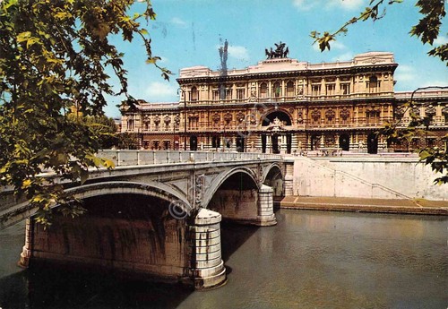 Cartolina Roma Palazzo di Giustizia 1976