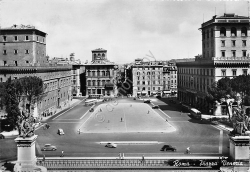 Cartolina Roma Piazza Venezia auto bus 1955 ED SAF