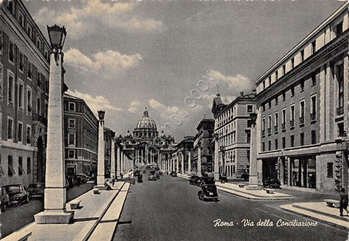 Cartolina Roma Via della Conciliazione auto d'epoca 1957