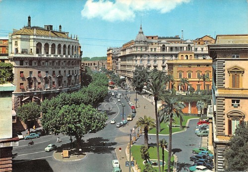 Cartolina Roma Via Vittorio Veneto dall'alto auto d'epoca