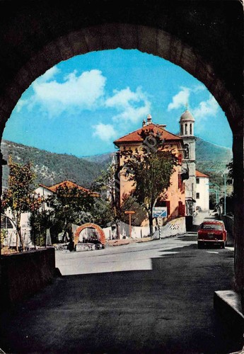 Cartolina Rovegno Via Roma da arco con auto d'epoca 1967