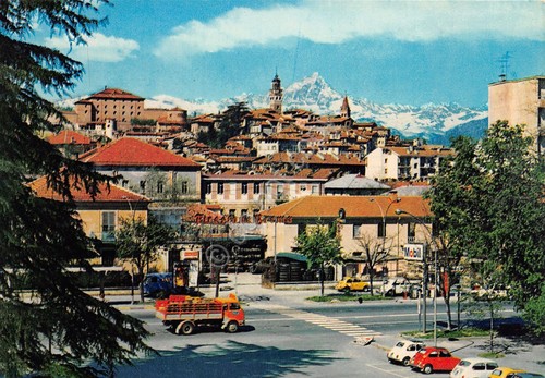 Cartolina Saluzzo via della città MOBIL benzina con Monviso anni …