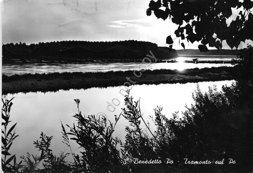 Cartolina San Benedetto Po tramonto su fiume Po