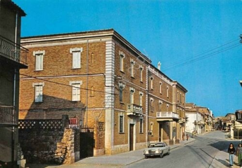 Cartolina Santa Croce di Magliano Via Principe di Piemonte Mercedes