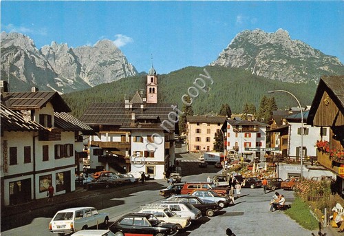 Cartolina Sappada Dolomiti paese e auto d'epoca