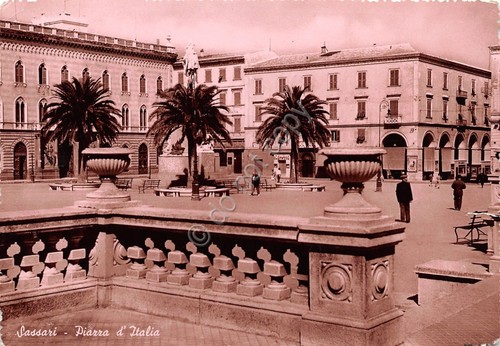 Cartolina Sassari Piazza d' Italia 1951 timbro ossiuri danneggiata