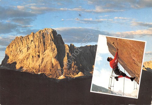 Cartolina Sassolungo versante nord scalatore 1970