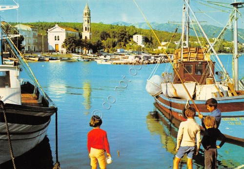 Cartolina Scario Porto chiesa animata barche pescatore anni '80