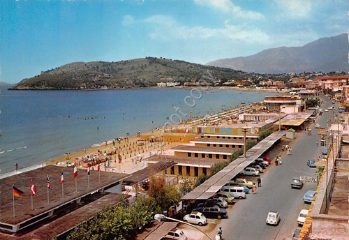 Cartolina Scauri spiaggia stabilimenti balneari Monte d'Oro anni '80