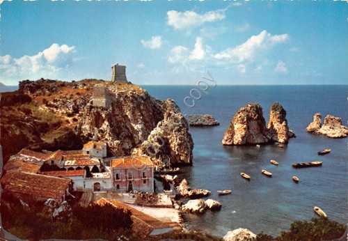 Cartolina Scopello vista dall'alto case faraglioni