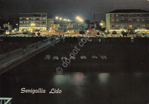 Cartolina Senigallia Lido notturno 1966 case alberghi canale