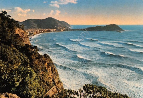 Cartolina Sestri Levante Penisola durante la mareggiata (Genova)