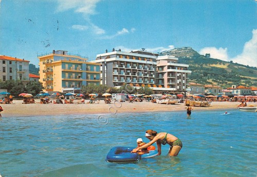 Cartolina Silvi Marina dal mare Grandi alberghi animata 1979 (Teramo)