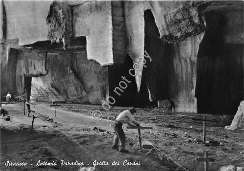 Cartolina Siracusa Latomia Paradiso Grotta dei cordai animata