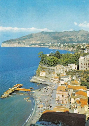 Cartolina Sorrento Marina Grande dall'alto spiaggia case anni ''90