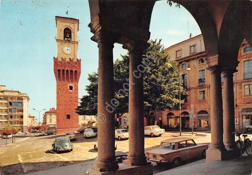 Cartolina Stradella Portici La Torre auto d'epoca anni '70