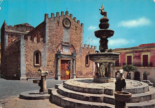 Cartolina Taormina Duomo facciata e fontana 1963