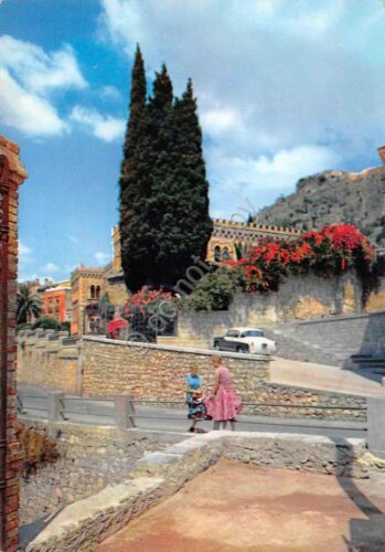 Cartolina Taormina Via Roma 1958 animata