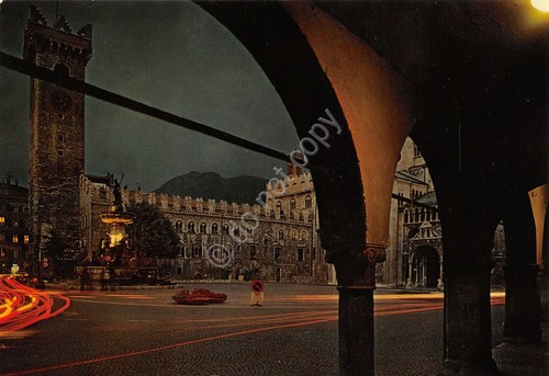 Cartolina Trento Piazza Duomo Notturno timbro filatelico 1978