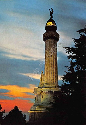 Cartolina Trieste Faro della Vittoria al tramonto