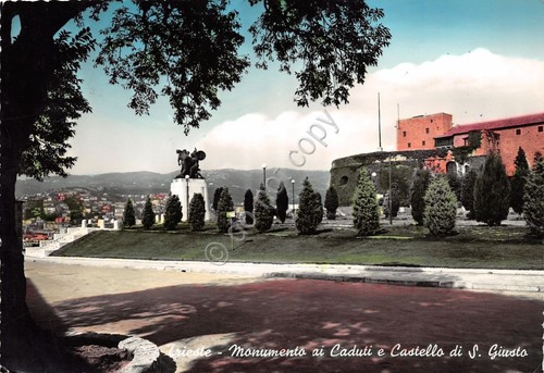 Cartolina Trieste Monumento ai Caduti Castello S. Giusto 1960
