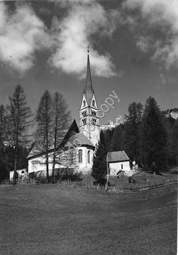 Cartolina Val di Fassa Chiesa San Giuliana 1959