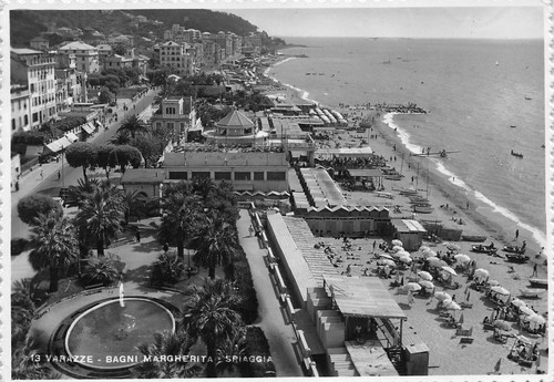 Cartolina Varazze Bagni Margherita Spiaggia