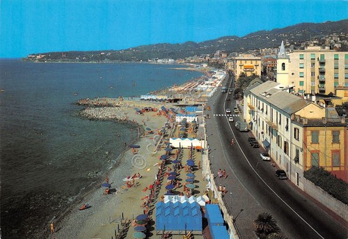 Cartolina Varazze Lungomare e spiaggia dall'alto
