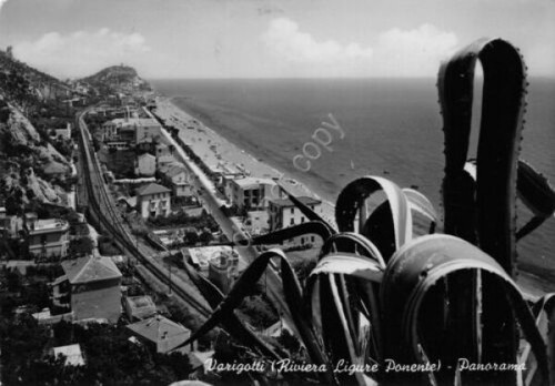 Cartolina Varigotti Panorama e ferrovia 1958