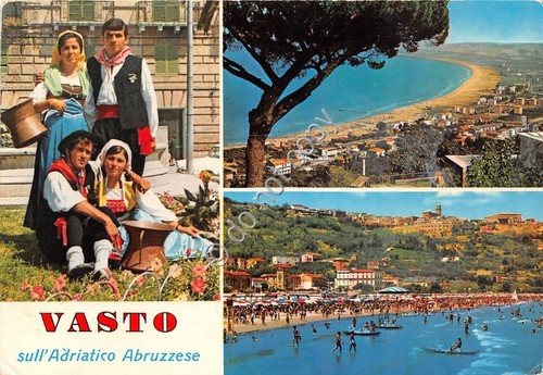 Cartolina Vasto saluti da vedutine costumi tradizionali