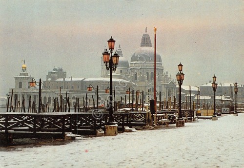 Cartolina Venezia neve al molo