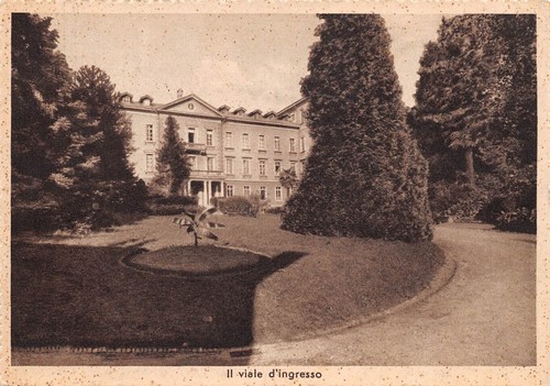 Cartolina Verbania Pallanza Collegio S. Maria viale d'ingresso