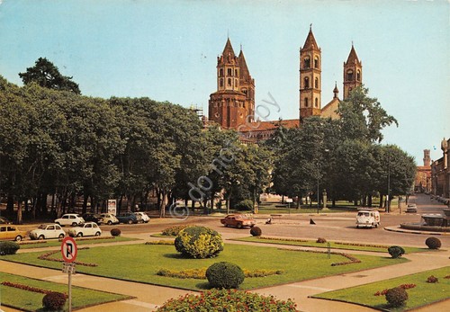 Cartolina Vercelli S. Andrea auto Fiat