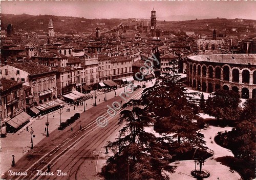 Cartolina Verona Piazza Bra 1950