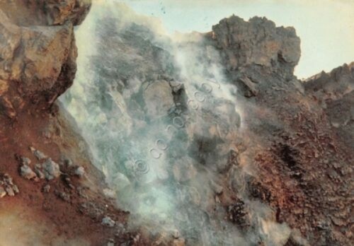 Cartolina Vesuvio Cratere fumante timbro Osteria alla Vetta 1959 (Napoli)