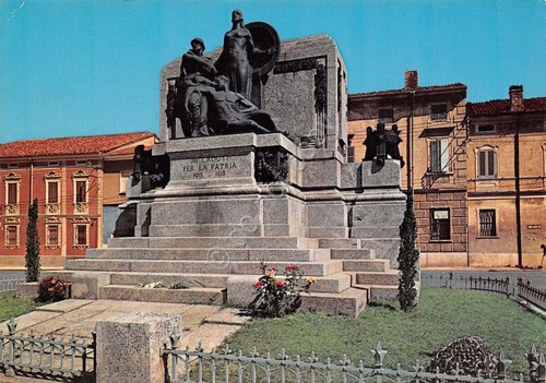Cartolina Viadana Monumento ai Caduti 1971