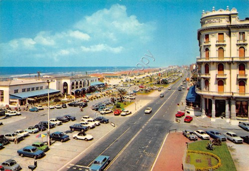 Cartolina Viareggio Albergo Principe di Piemonte viali a mare auto …