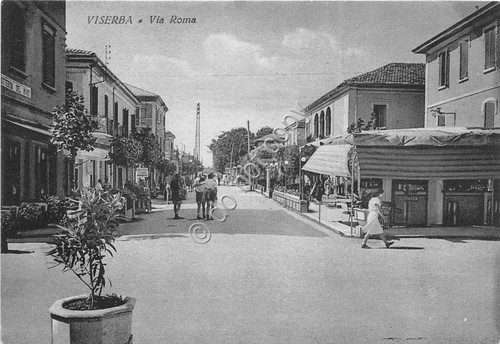 Cartolina Viserba Via Roma Animata