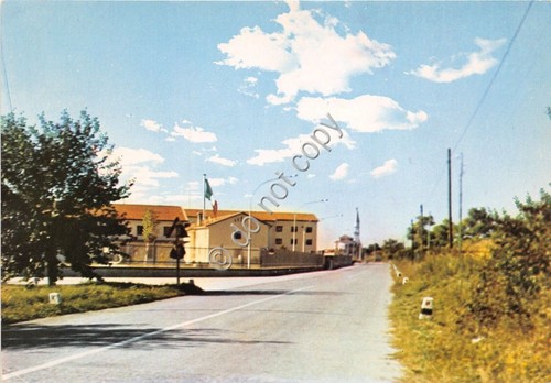 Cartolina Vivaro - via del paese - 1979 (Pordenone)