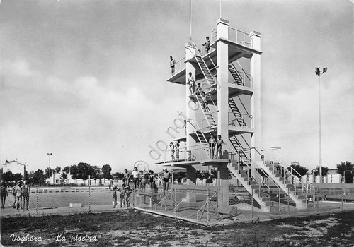 Cartolina Voghera Piscina animata scala 1953